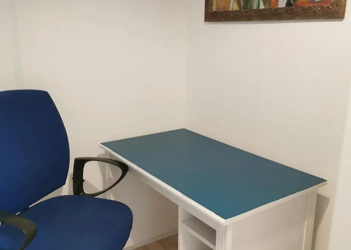 Guenstige, Moderne Im Wanderparadies